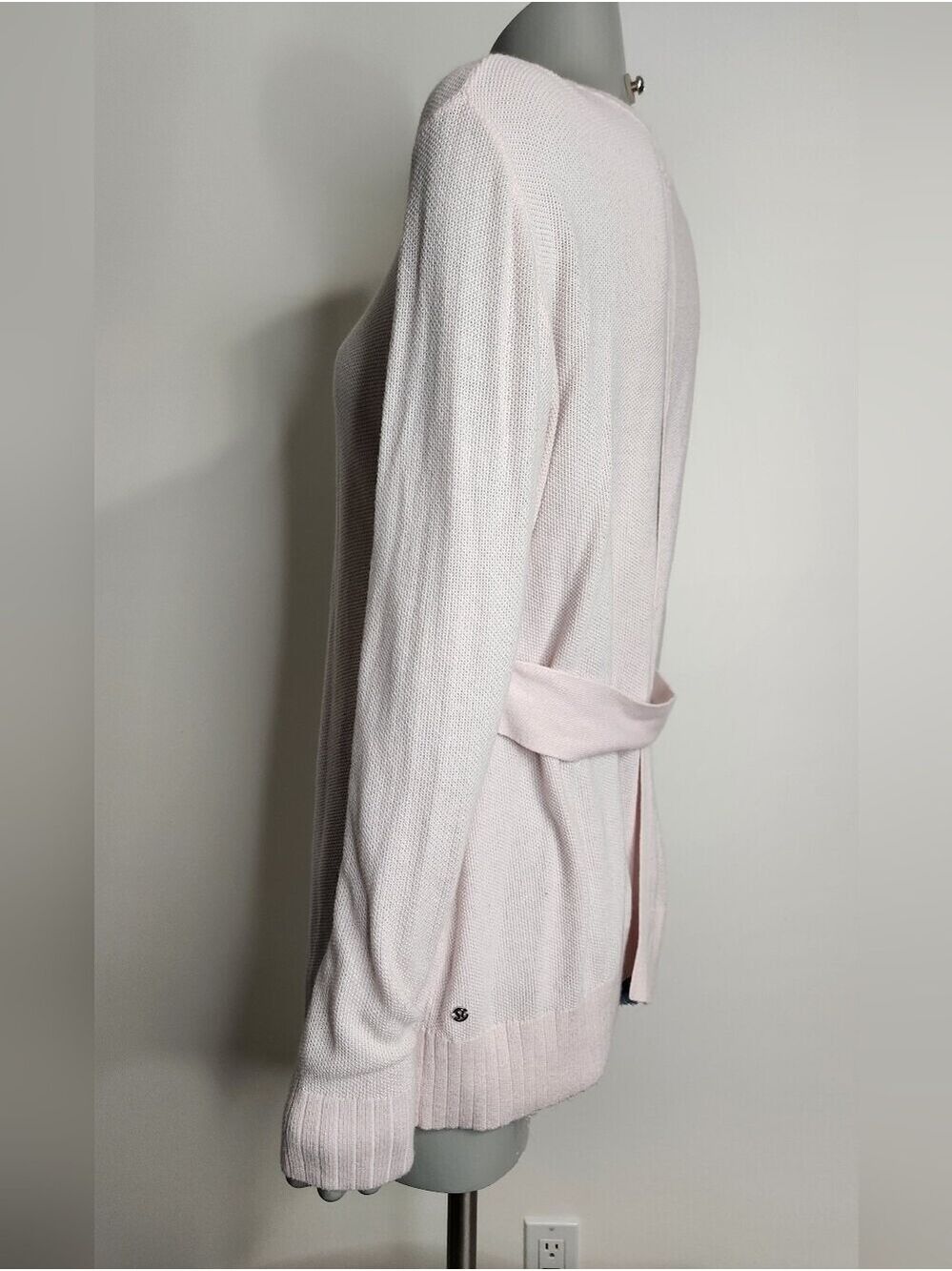 Lululemon 2020 Sincerely Yours Sweater in Pink Glow Size M/L - Picture 10 of 15